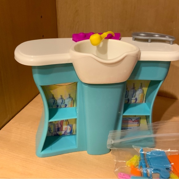 Vintage Barbie Salon Playset Hair extensions Accessories - Picture 9 of 10